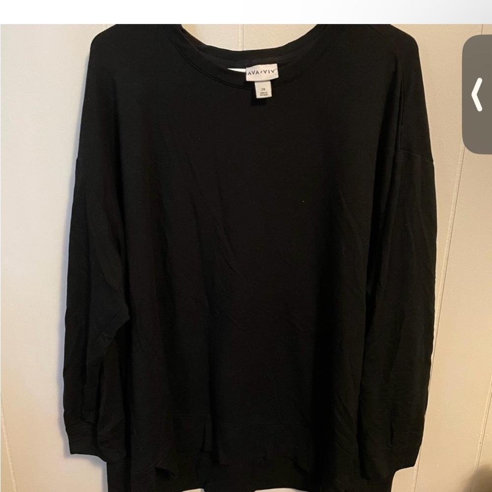 Ava & Viv Women's Black Crewneck Sweater